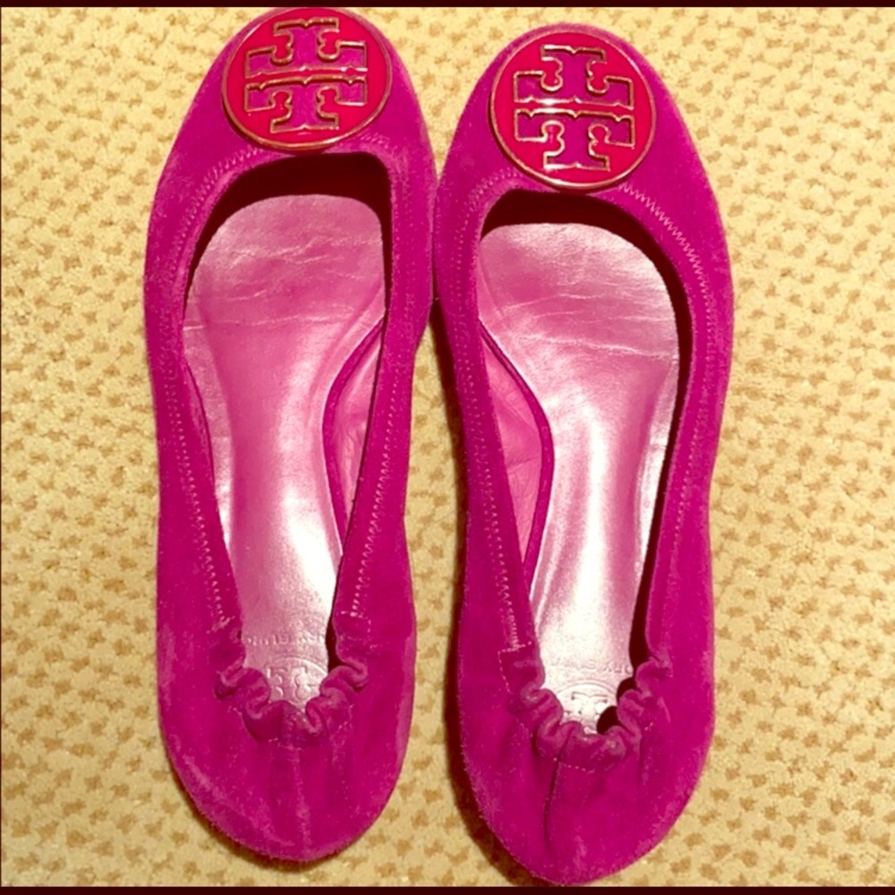 🔥Hot pink Tory Burch flats 9.5 🔥 Gently used💕💕